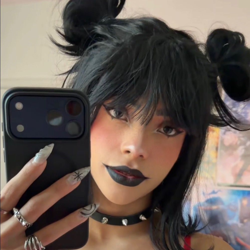Delilah Fang — what she looks like